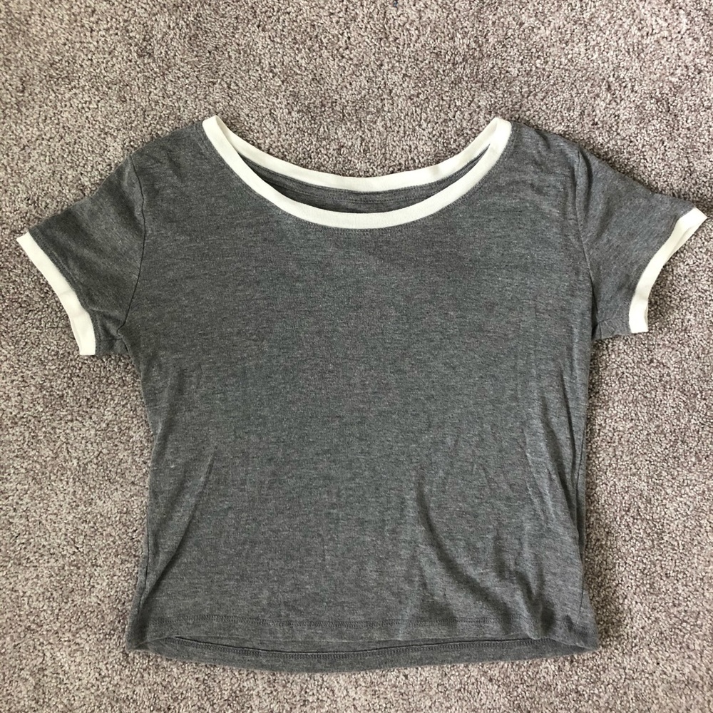 Aeropostale Size S Grey Baby Tee